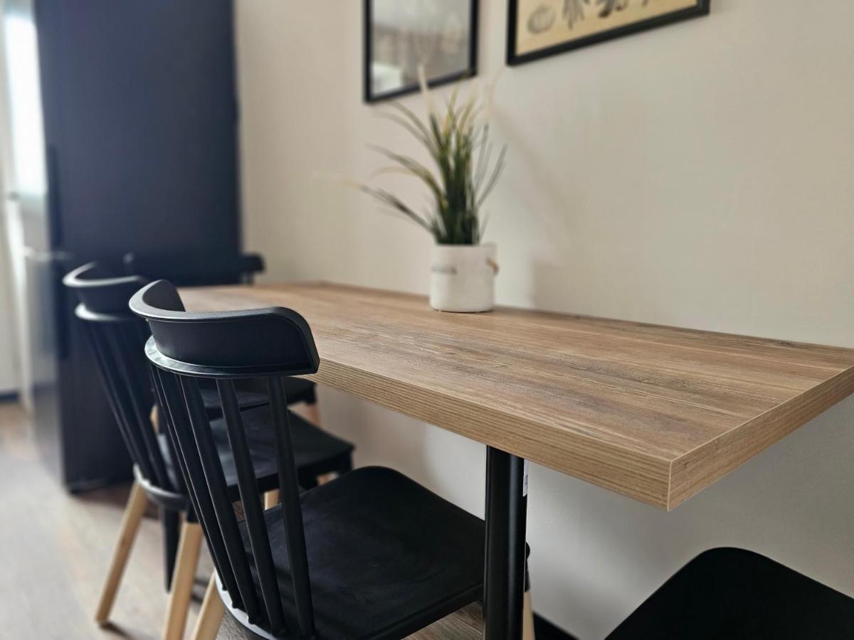 Apartman Opava S Parkovanim Exteriér fotografie
